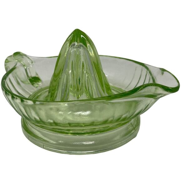 30s Juicer Citrus Reamer UV Reactive Vaseline Uranium Depression Era Glass - Picture 6 of 13